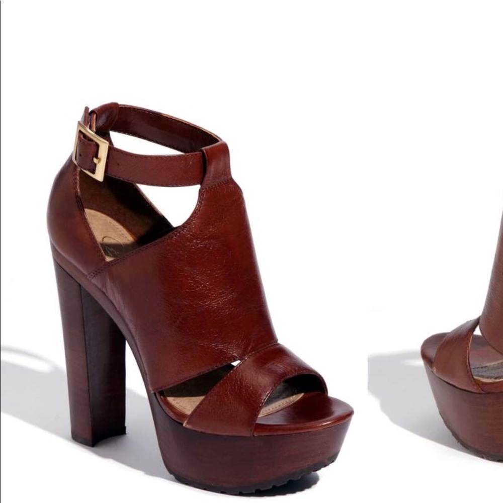 Jessica Simpson Leather Kylie Platform Sandal